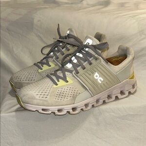 On Running Cloudswift Running Shoe